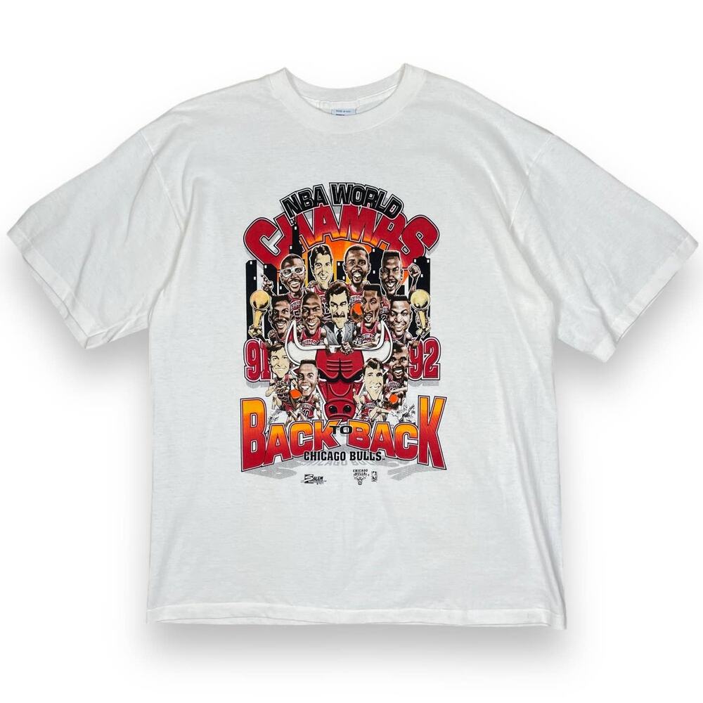 Vintage 90s Salem NBA Chicago Bulls Back-to-Back World Champs Graphic T-Shirt XL